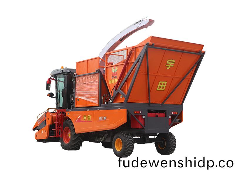 4YZB-4A2自(zi)走式(shi)穗(sui)莖兼(jian)收玉米(mi)收穫機(ji)