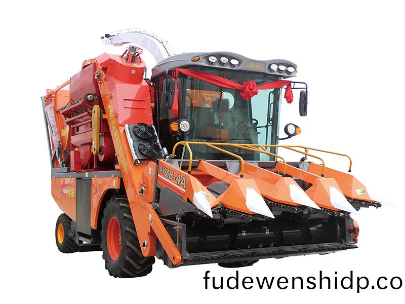 4YZB-4A自走(zou)式(shi)穗莖兼收玉(yu)米(mi)收(shou)穫機