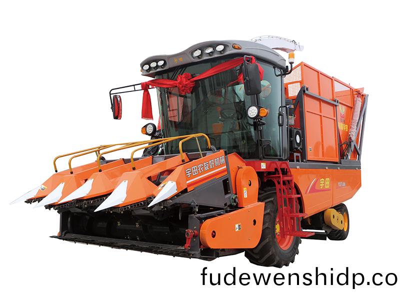 4YZB-4A自走式穗莖兼收(shou)玉米(mi)收(shou)穫機(ji)